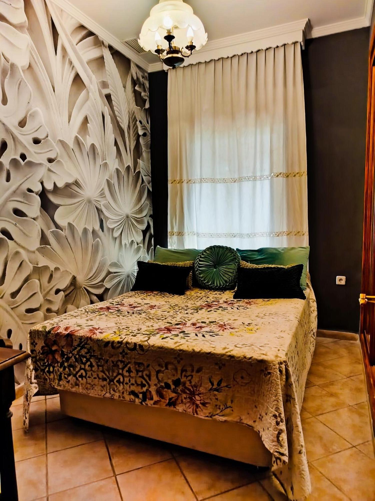 The Magic House Guest House Ел Пуерто де Санта Мария Екстериор снимка