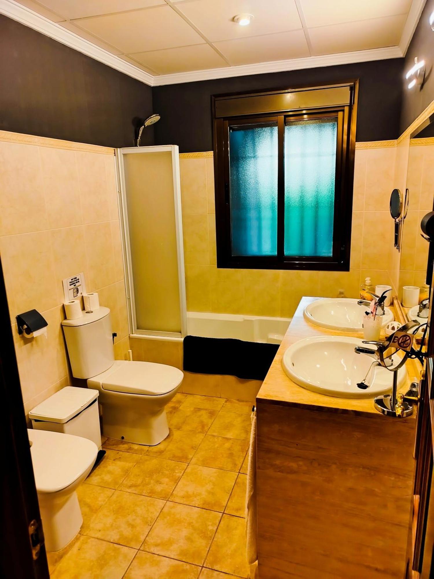 The Magic House Guest House Ел Пуерто де Санта Мария Екстериор снимка