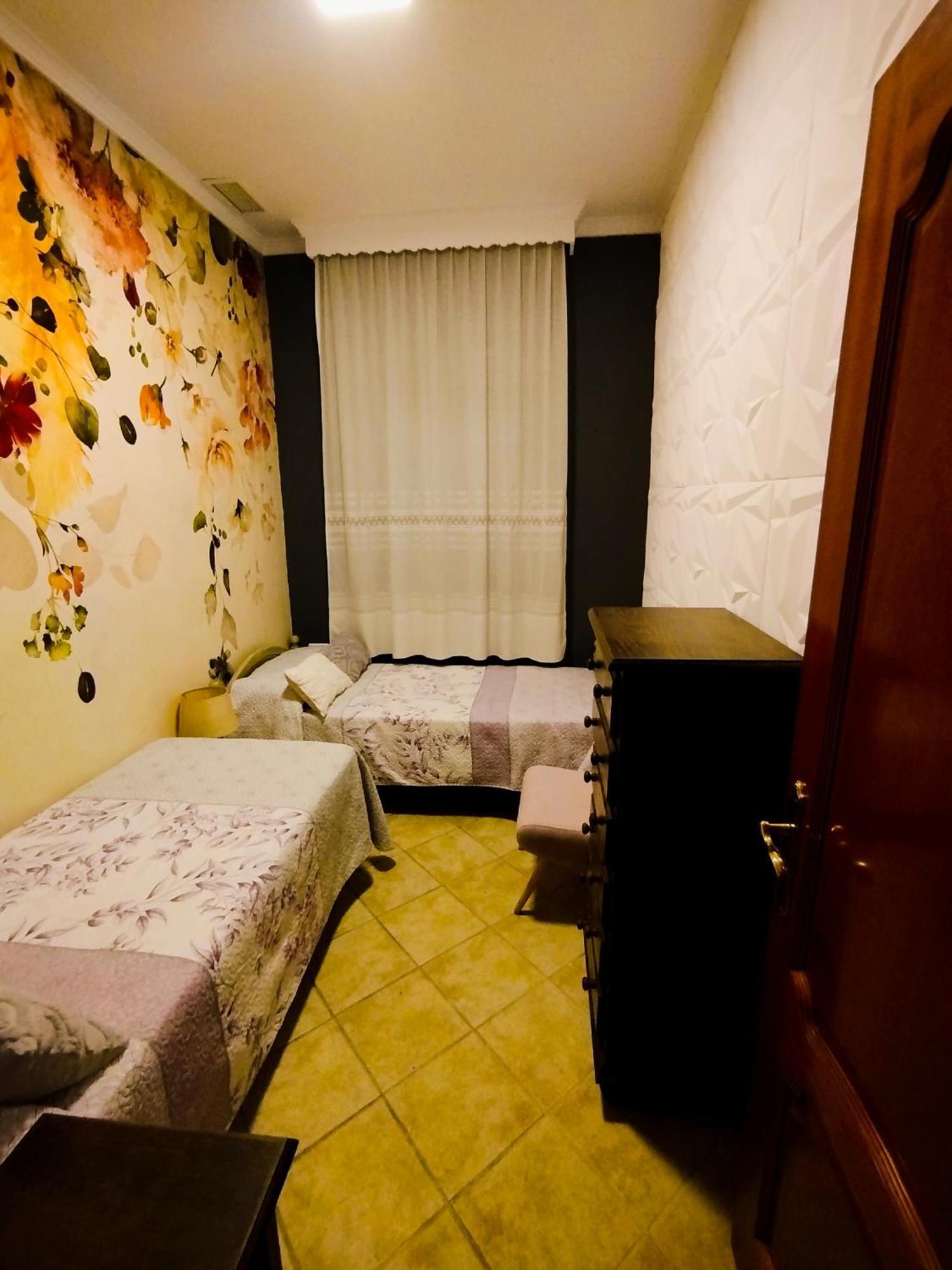 The Magic House Guest House Ел Пуерто де Санта Мария Екстериор снимка